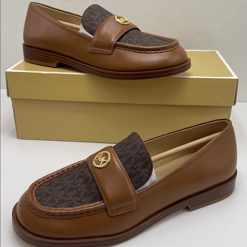 Michael Kors HANNAH LOAFER
FAUX LEATHER
49F5HNFP2L
Brown - Picture 14 of 16